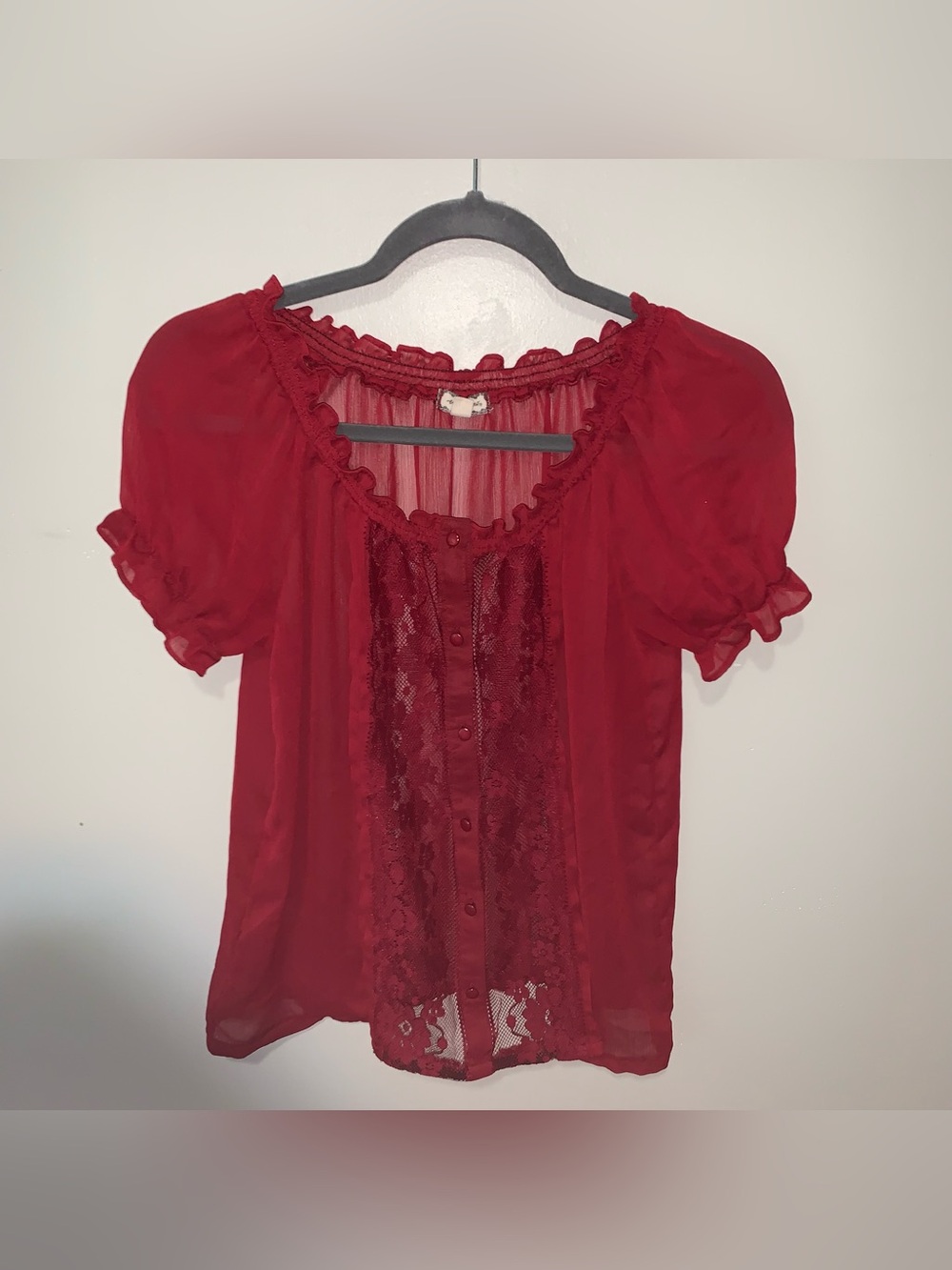 Eyeshadow Red Lace-Front Puff Sleeve Blouse